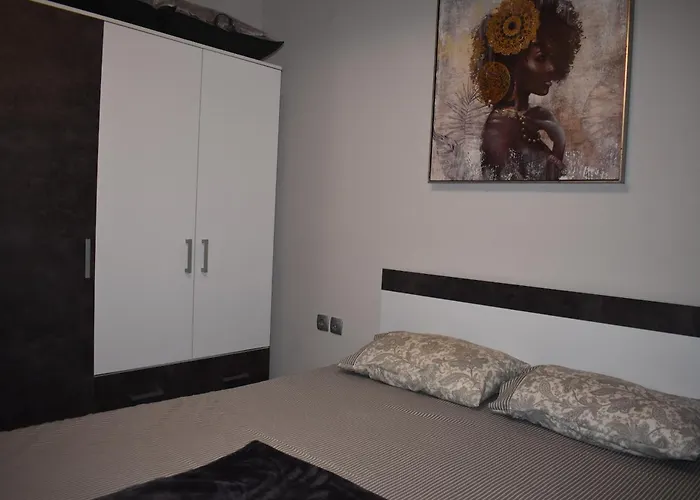 Mavrikios Luxury * Nea Kallikrateia