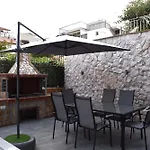 Mavrikios Luxury