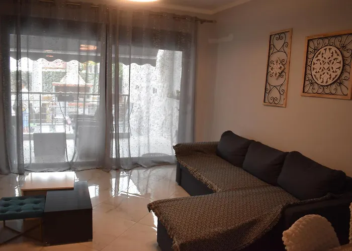 Mavrikios Luxury Apartment Nea Kallikrateia